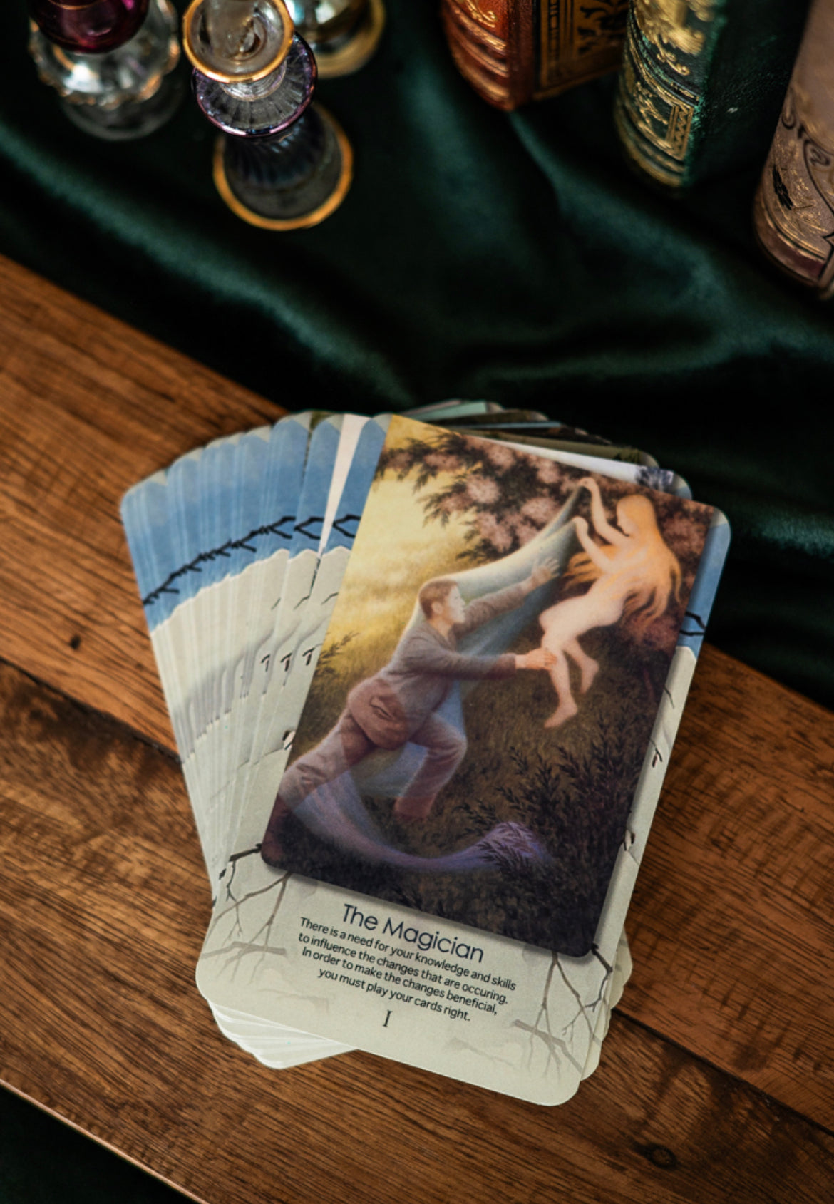 Volksmarchen Tarot Karten
• Märchen Weisheit Deck
• Geschichtenbuch Tarot Orakel
• Universelle Weisheit Karten
• Archetypische Führung Deck