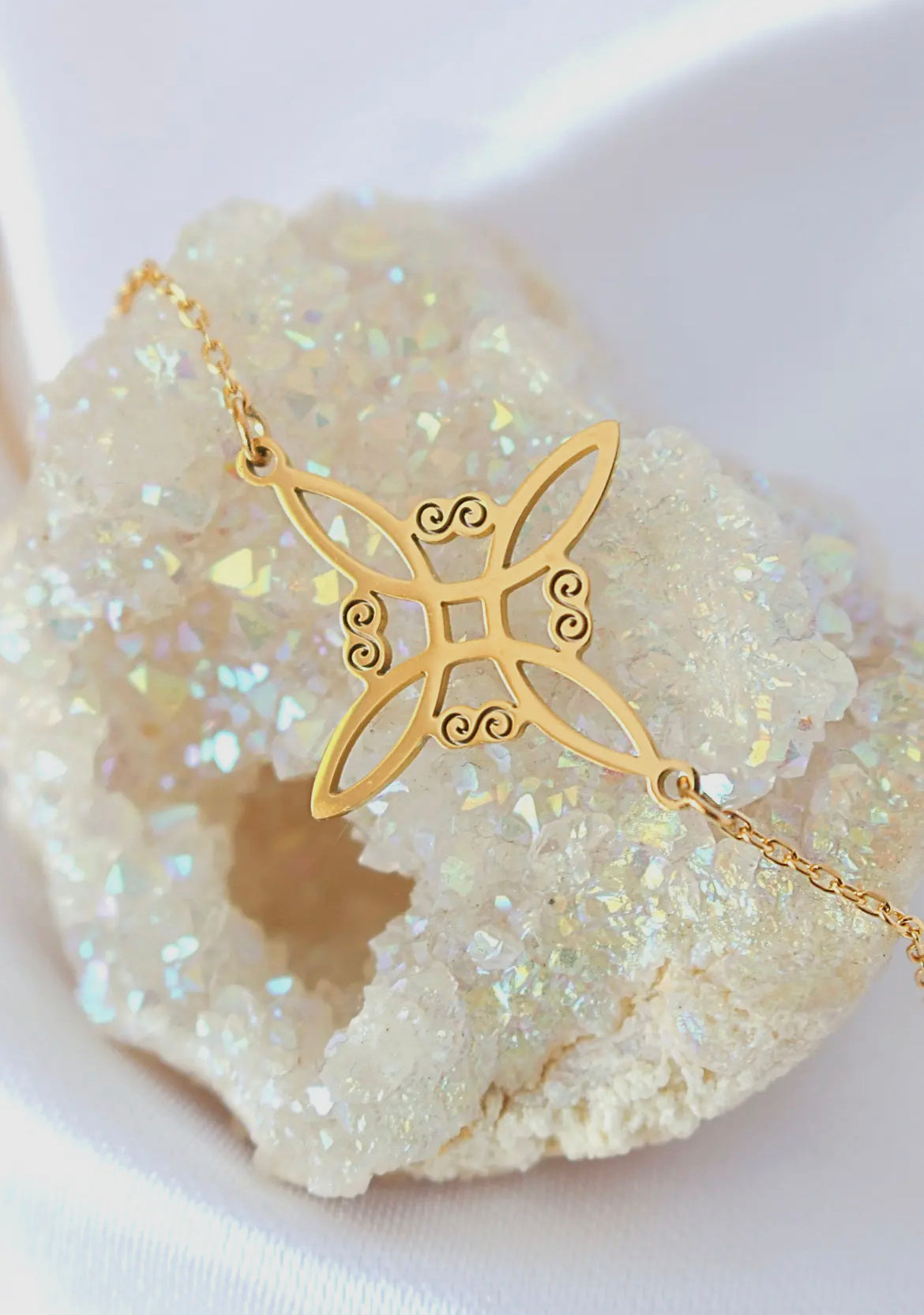 Charm-Armband „Hexenknoten“ ✧ Schutz, Verbindung & innere Magie
