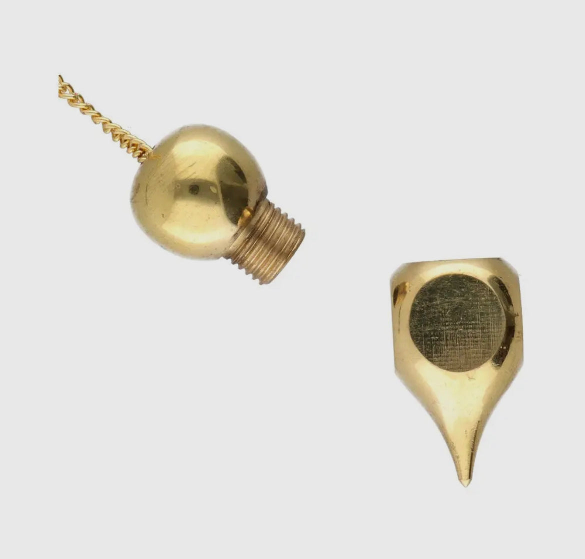 Kubisches Bronze Pendel
• Praktisches Führungswerkzeug
• Erdendes Wahrsagerei Pendel
• Geschäftsentscheidung Pendel
• Stabile materielle Führung