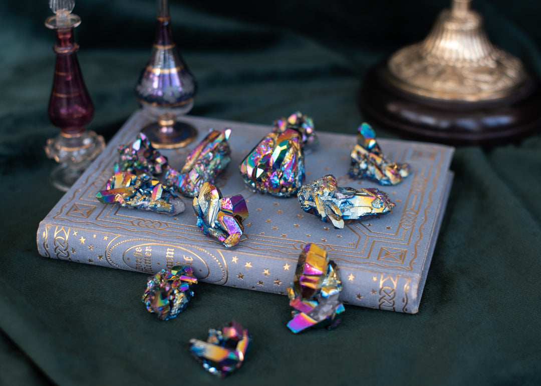 Aura bergkristall mini cluster
• Regenbogen quarz mini cluster
• Taschen energie verstärker
• Freude steigernder kristall
• Mini regenbogen heilstein