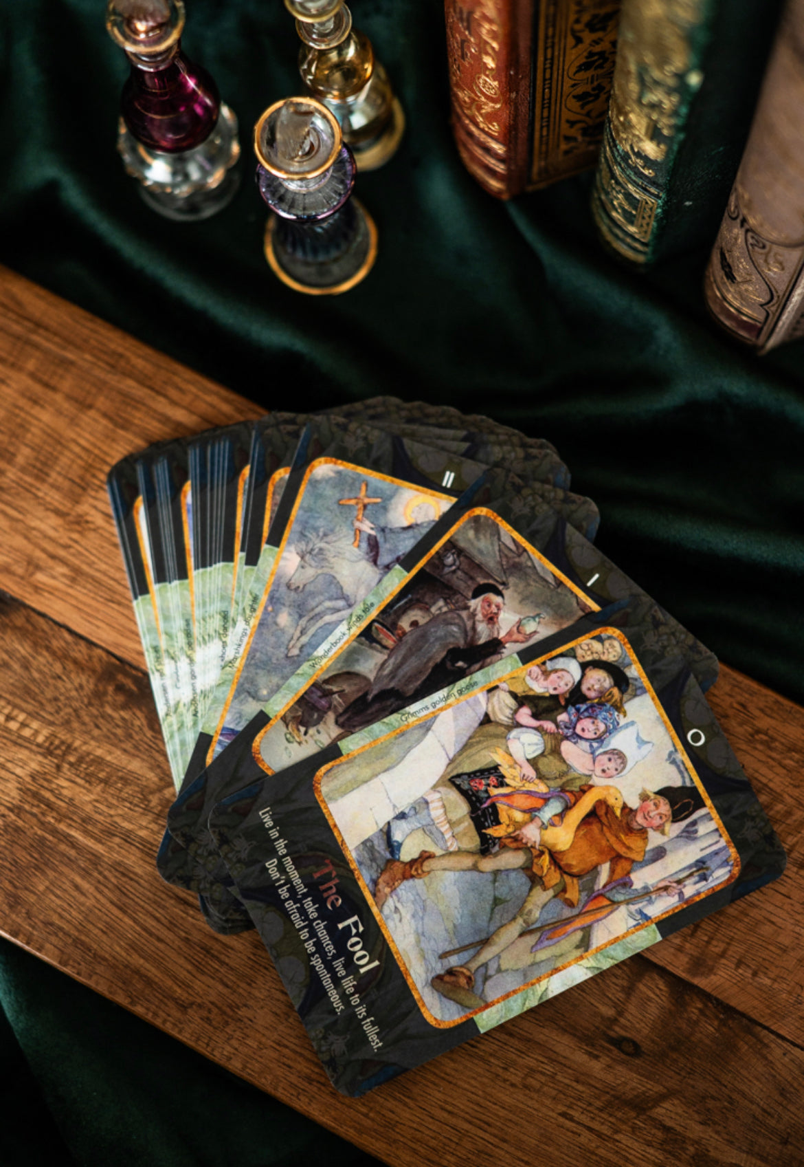 Märchen tarotkarten anne anderson
• Märchen tarot deck
• Anfängerfreundliche tarotkarten
• Kindheitsmagie orakel
• Geschichtenbasiertes wahrsagerdeck