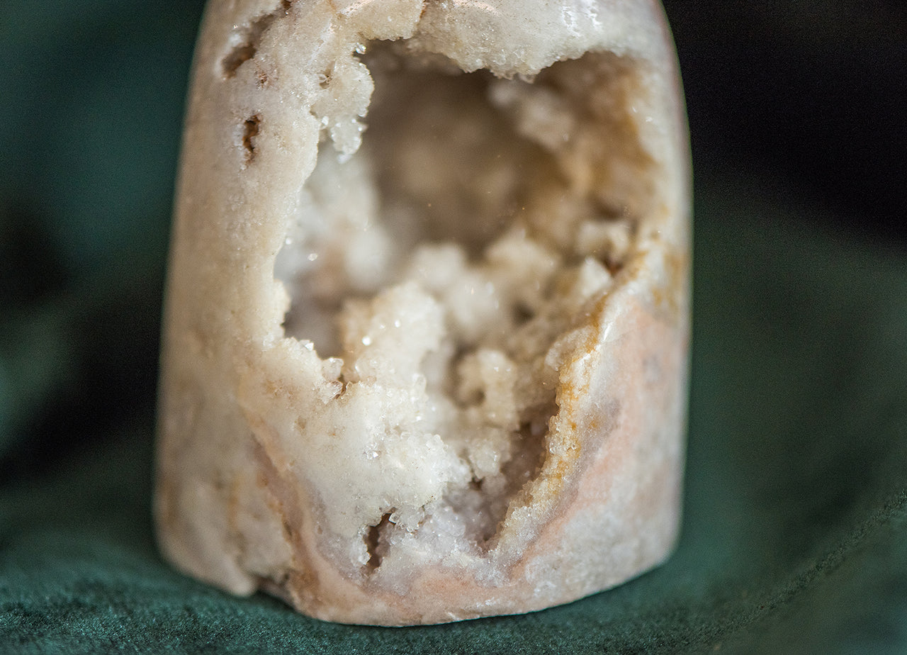 Pink-Amethyst-Feenstein ✧ Druse für Herzheilung & innere Ruhe