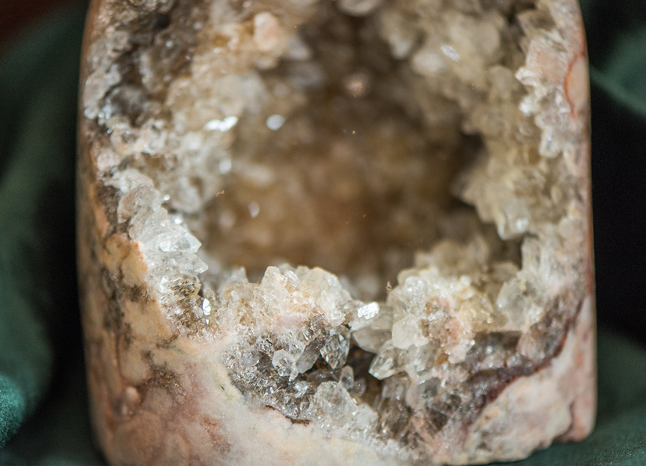 Pink-Amethyst-Feenstein ✧ Druse für Herzheilung & innere Ruhe