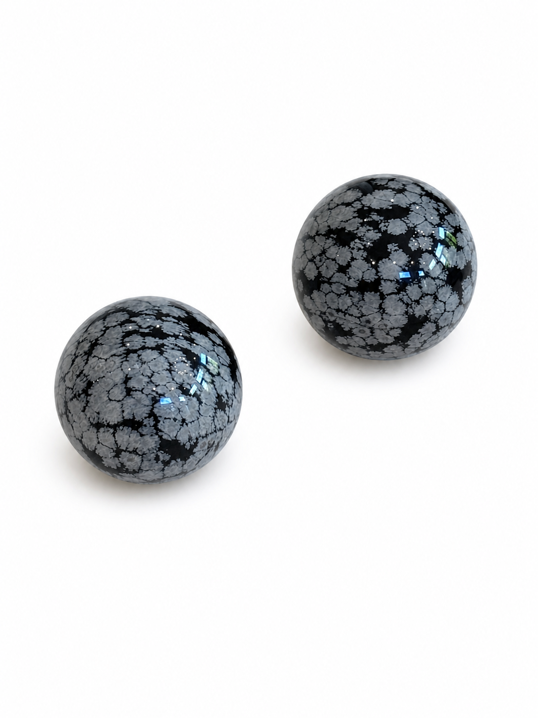 Schneeflocken Obsidian Kugel